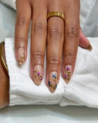 spring-nail-trends-2023-305499-1676053360234-image