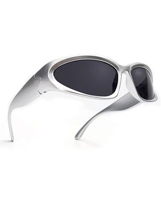 Guvivi + Wrap Around Fashion Sunglasses in Silver