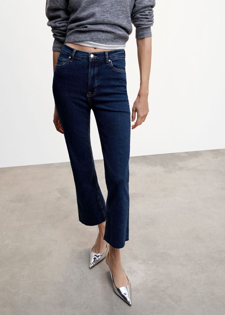 Katie Holmes Just Made Cropped Flare Jeans Cool Again | Who What Wear