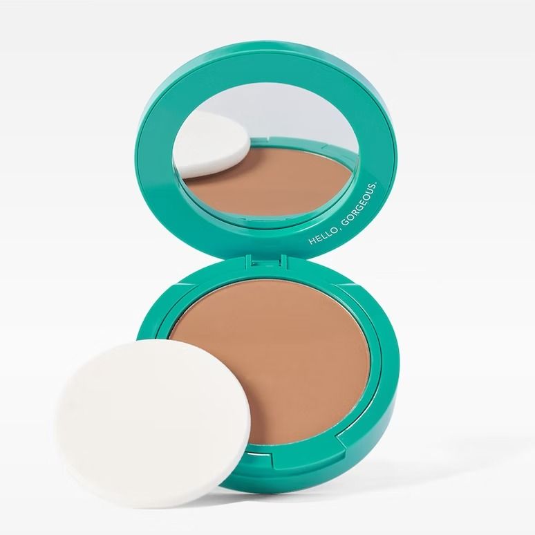 The 10 Best Powder Foundations for Mature Skin, Hands Down | Who What Wear