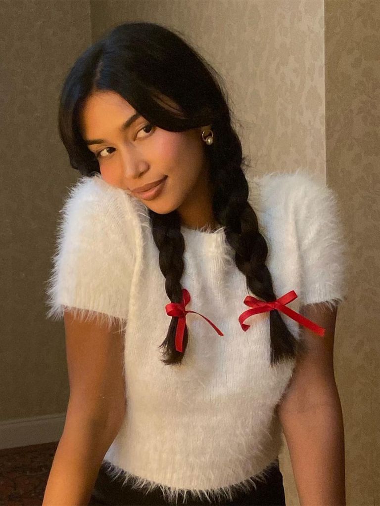 Everything You Need to Know About the Coquette Makeup Look Who What Wear