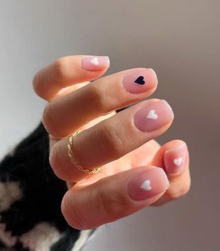 pink-nail-designs-305880-1678303999912-main