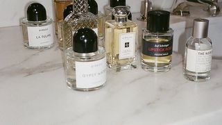 how-to-make-perfume-last-305894-1677775319161-image