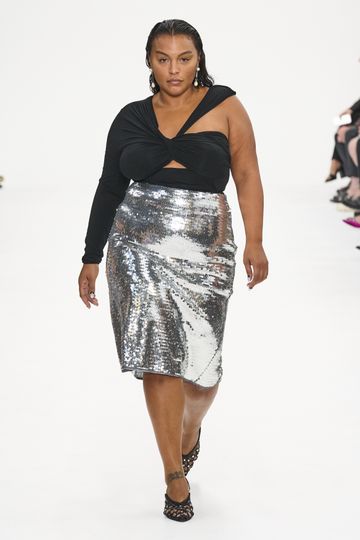 The Metallic Trend Fashion People Are Wearing This Spring | Who What Wear