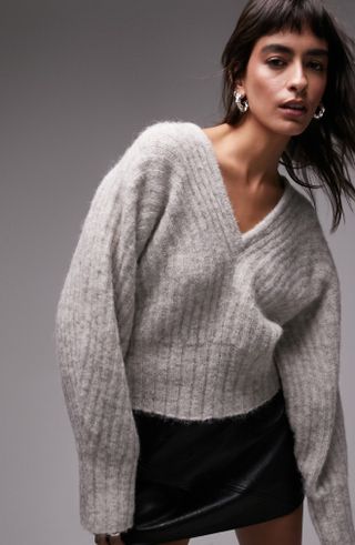 Topshop + V-Neck Ovoid Sleeve Rib Sweater