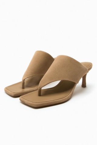 Zara + Toe Post Heeled Leather Sandals
