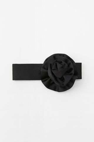 Zara + Flower Choker