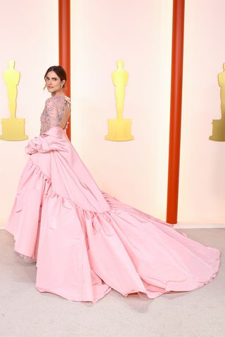 academy-awards-red-carpet-looks-2023-306018-1678660681587-image