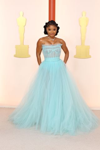 academy-awards-red-carpet-looks-2023-306018-1678661044429-image