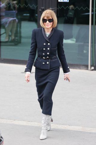 anna-wintour-street-style-outfits-306030-1678402890564-image
