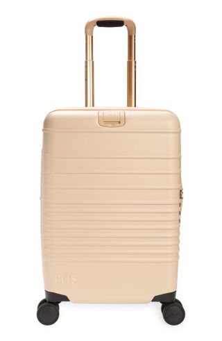 Béis + The 21-Inch Rolling Spinner Suitcase