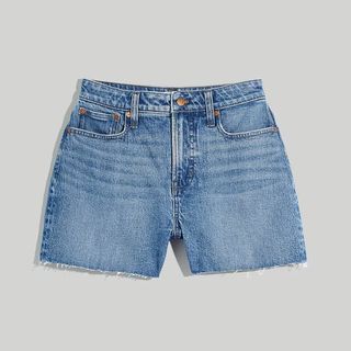 Madewell + The Curvy Perfect Vintage Jean Short in Swanset Wash