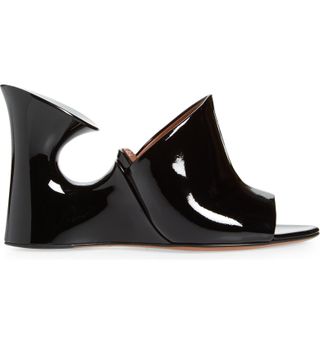 Alaïa + La Sculpture Patent Leather Slide Sandal