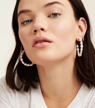 Mejuri + Bold Pearl Hoop Earrings