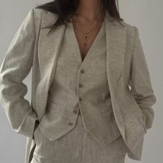 marks-and-spencer-linen-suit-306283-1679492992451-square