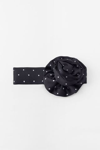 Zara + Flower Choker