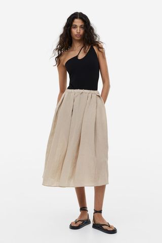 H&M + Wide-Cut Twill Skirt