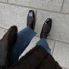 fashionable-jeans-shoe-pairings-306646-1681257614447-square