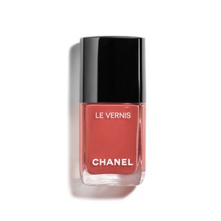 Chanel + Le Vernis Longwear Nail Colour in Rouge Cuir