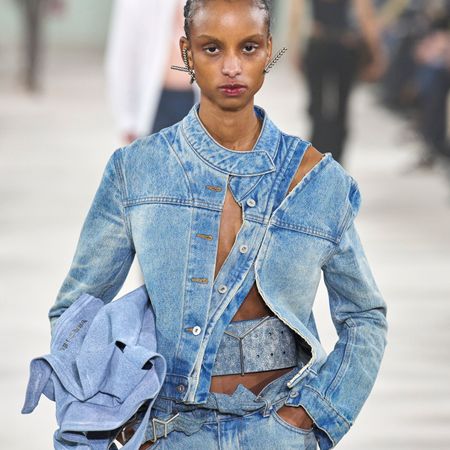 controversial-denim-trends-307072-1683214203851-square