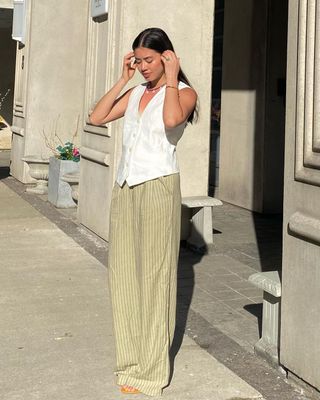 how-to-wear-striped-trousers-307095-1683222853571-image