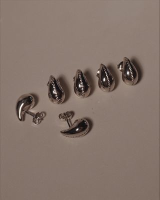 Julia Vaughn + Hera Small Drop Earrings (Silver)