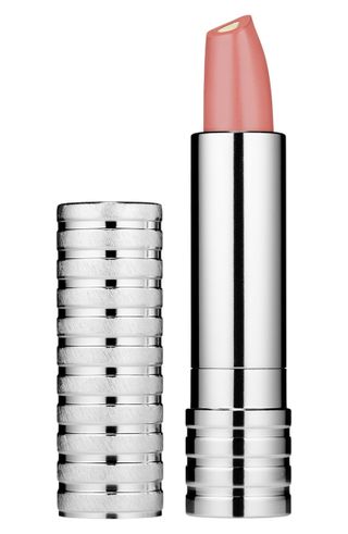Clinique + Dramatically Different Lipstick Shaping Lip Color