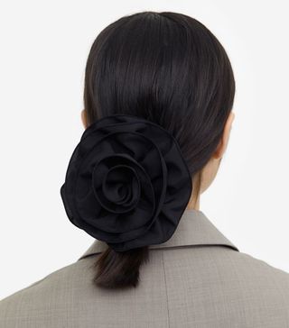 H&M + Flower-Shaped Hair Clip