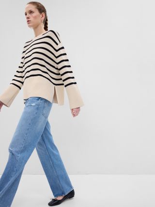 Gap + 24/7 Split-Hem Crewneck Sweater