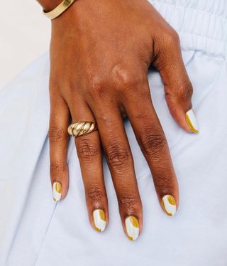 summer-nail-art-307668-1686068431812-image