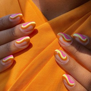 summer-nail-art-307668-1686068432245-image