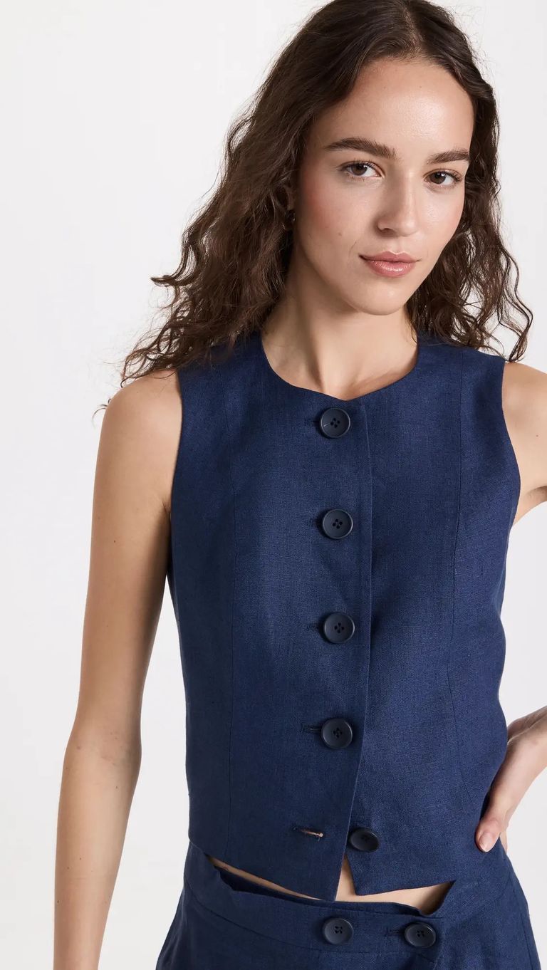 The Best Linen Vests Everyone Is *Still* Wearing | Who What Wear