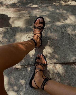 birkenstock-massimo-dutti-ancient-greek-sandals-307940-1687514488759-main