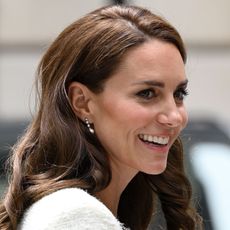 kate-middleton-miniskirt-and-sneakers-308003-1687808431592-square