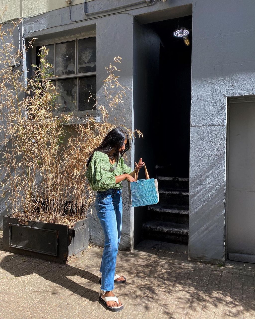 7 Flip-Flops–and-Jeans Outfits to Copy This Summer | Who What Wear UK