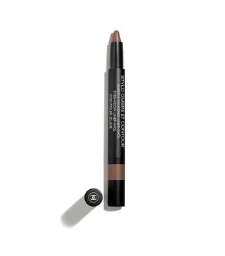 Chanel + Stylo Ombre Et Contour Eyeshadow in 12 Contour Clair
