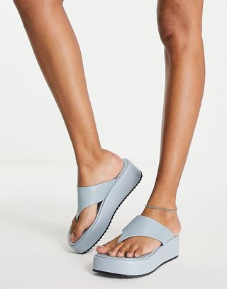 Asos Design + Asos Design Wide Fit Tamari Leather Toe Thong Flatform Sandals in Blue