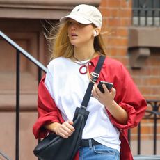 jennifer-lawrence-ralph-lauren-baseball-cap-308114-1688321937581-square