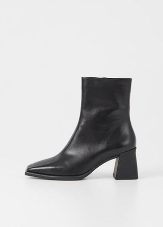 Vagabond + Hedda Boots in Black Leather
