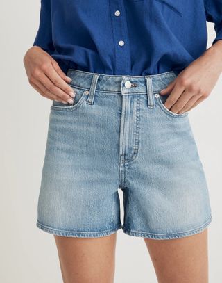 Madewell + The Perfect Vintage Mid-Length Jean Short in Wainfleet Wash