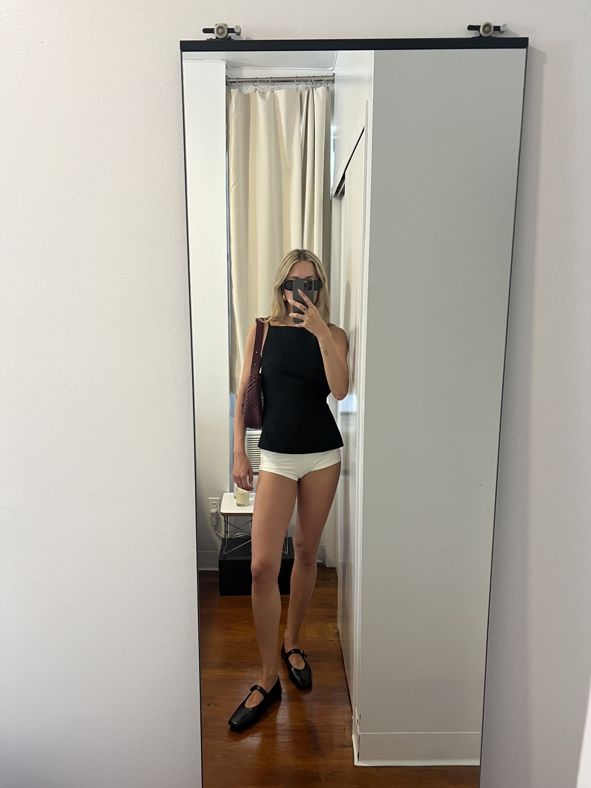 hot pant main image 1