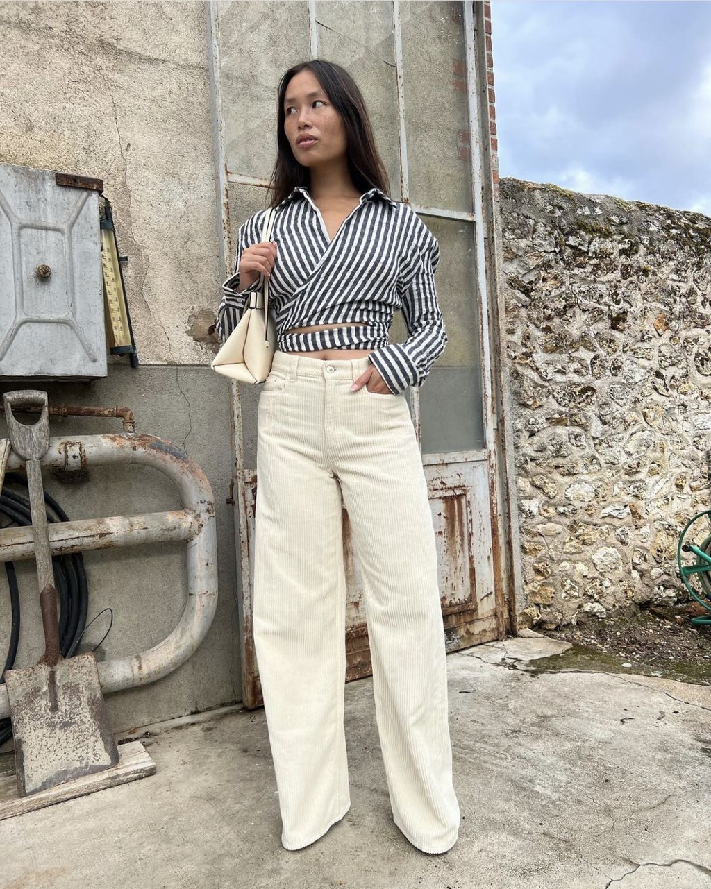 How To Wear The French Girl White Jeans Trend For Summer 2024 | Who ...