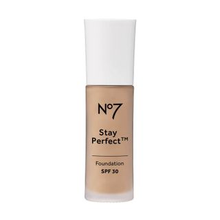 No7 + Stay Perfect Foundation