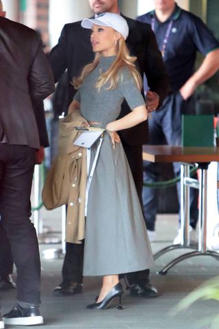 viral-celebrity-outfits-308613-1690841540600-main