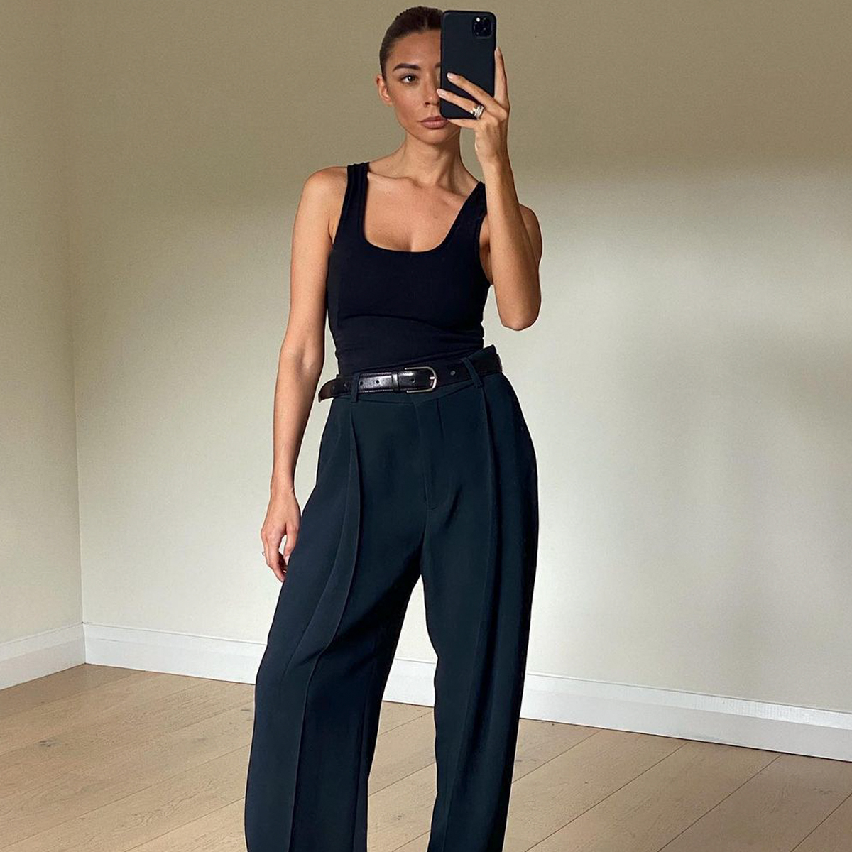 How to Style Baggy Pants for Women Like the Fashion Crowd | Who What Wear