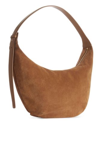 Arket + Curved Leather Bag
