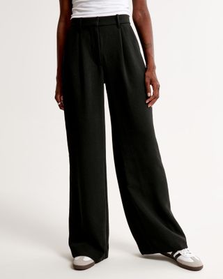 Abercrombie & Fitch + Premium Crepe Tailored Ultra Wide-Leg Pant