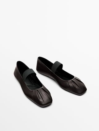 Massimo Dutti + Gathered Stretch Ballet Flats in Brown