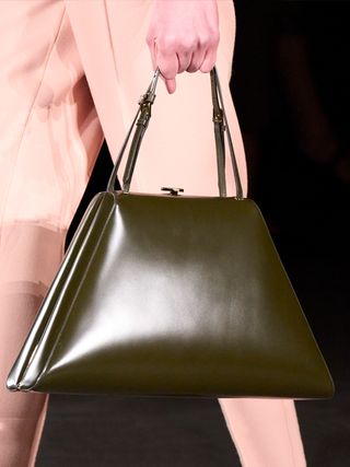 autumn-handbag-trends-2023-309002-1692910905624-image