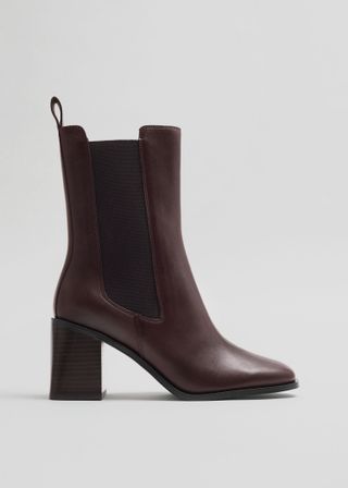 & Other Stories + Heeled Leather Chelsea Boots in Brown